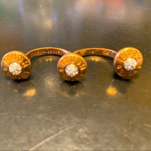 Double Finger Pyramid Ring